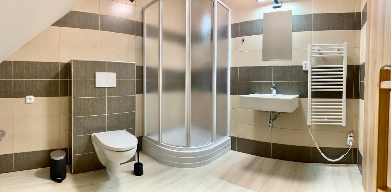 Apartmany Statek Bezdedice Hostomice Extérieur photo